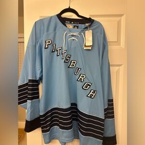 Pittsburg Penguins Classic Hockey Jersey